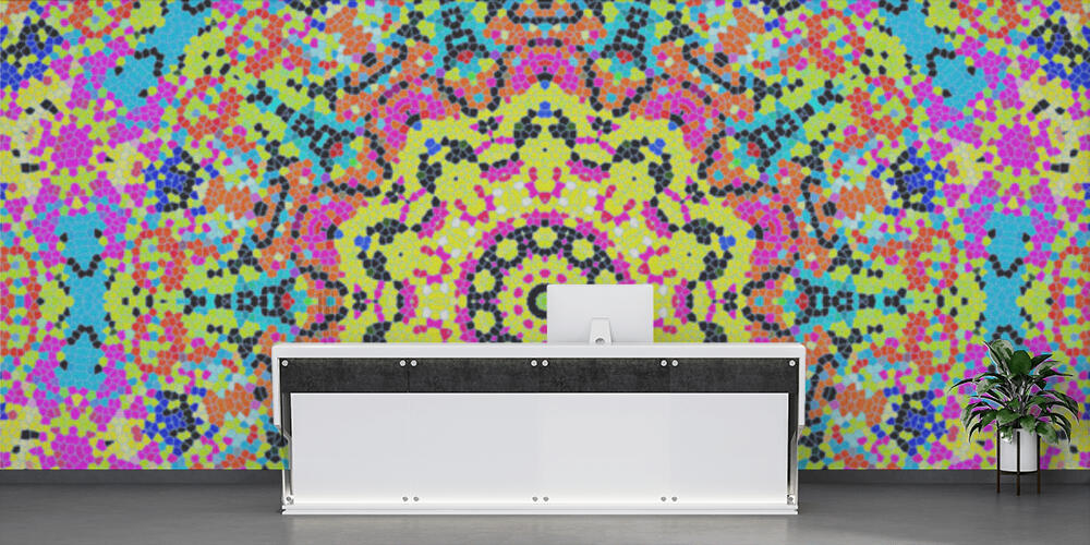 Bright abstract concentric mosaic pattern, Reception